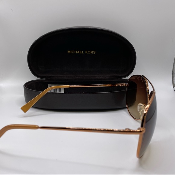 SOLD! 🤎MICHAEL KORS Aviators! - Picture 5 of 8